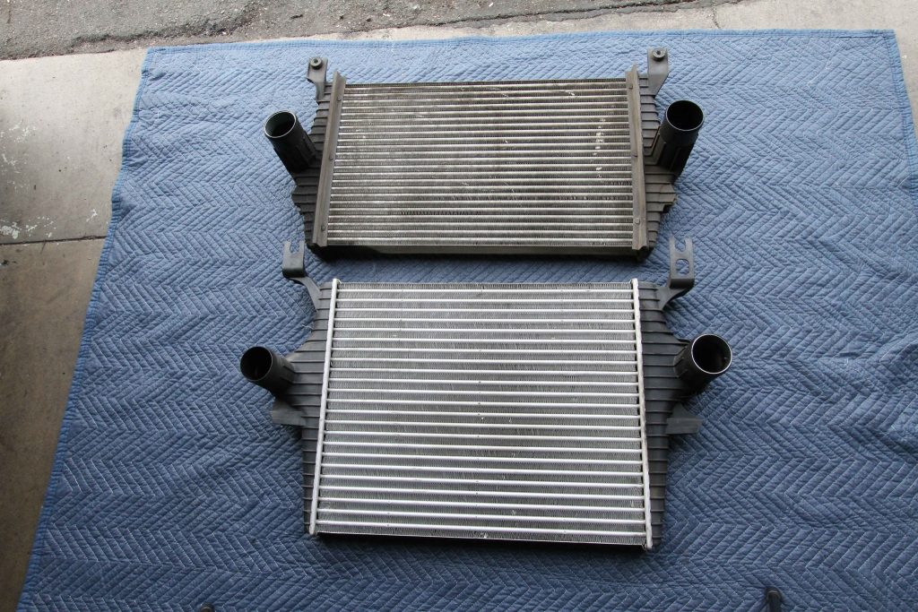 Here you see a comparison between the 7.3L and 6.0L intercoolers.