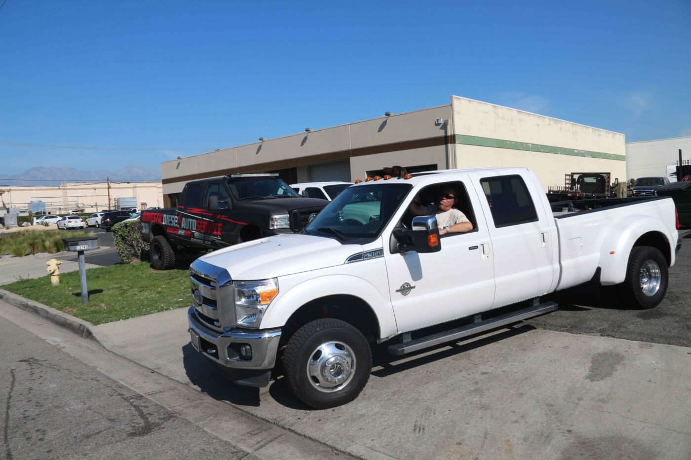  Ford truck owner Brent and his dog Ruger are now cruisin’ in style thanks to a simple Speed Control upgrade.