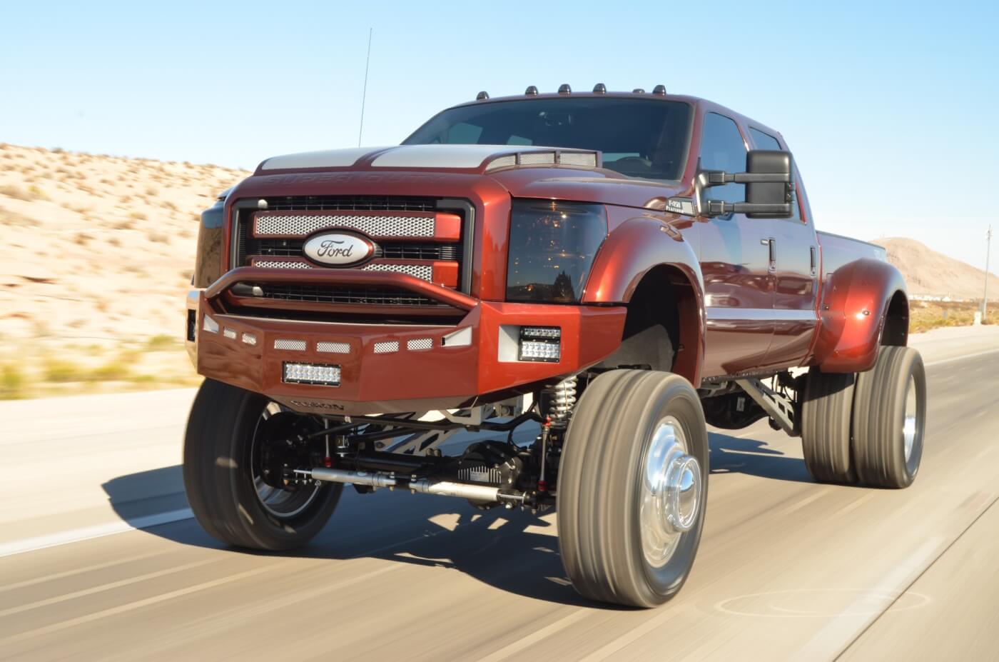 This F450 makes all the factory built rigs look like plain Jane rigs in comparison.