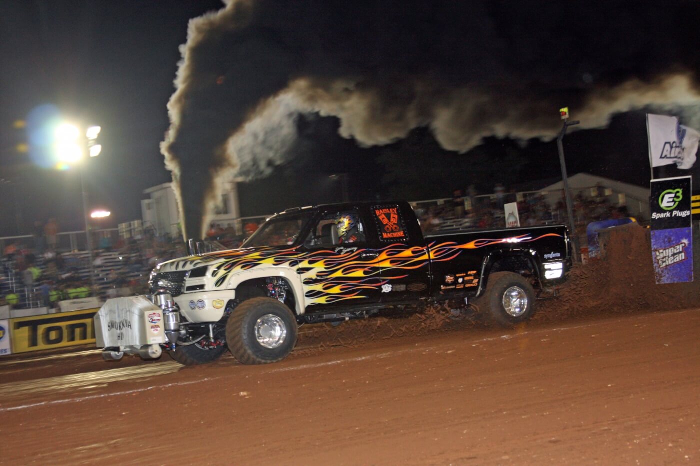 Eric Stacey was the only puller in the Super Stock Class to break the 300-foot barrier Saturday night, taking the win in Smokinya HD.