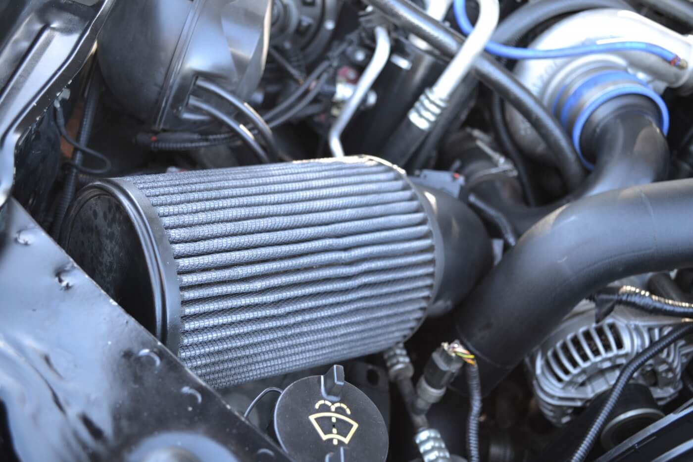 The enormous AFE air filter is the first thing that most people spot when they see the engine, which feeds air to a 75mm S400 turbocharger that has been modified by Destroked. 