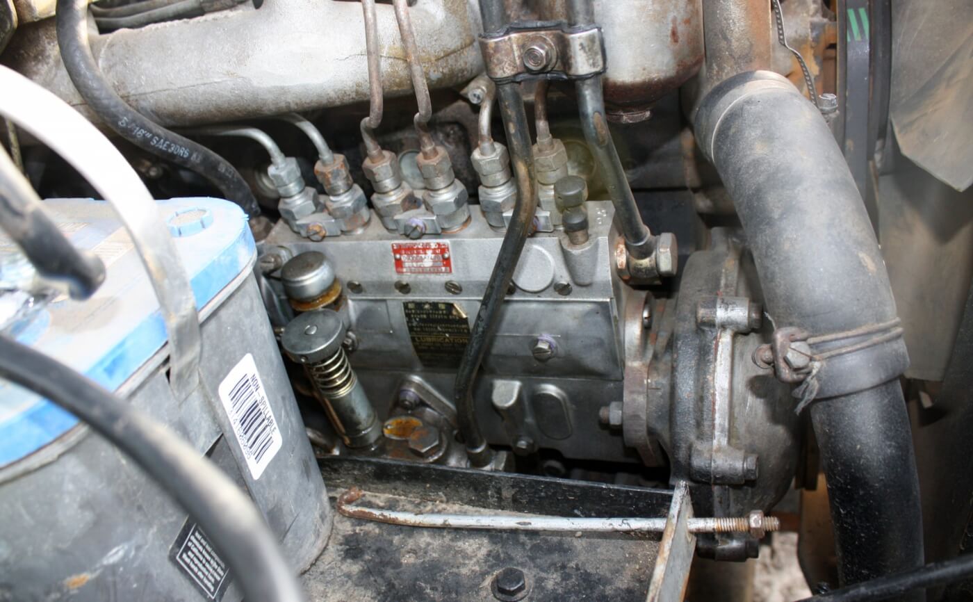 This inline injection pump is said to be more reliable and better able to cope with alternative fuels than rotary units. Note the handy priming lever and injector line safety locks.