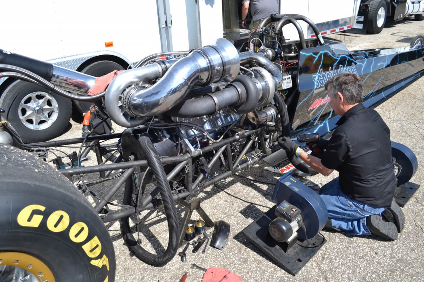 Top Diesel is the NHRDA's quickest and fastest class, and is home to such vehicles as the 6-second Scheid dragster, which unfortunately lost a transmission in qualifying. Not one to go out without a fight, the team swapped in a spare Lenco just in time for eliminations.