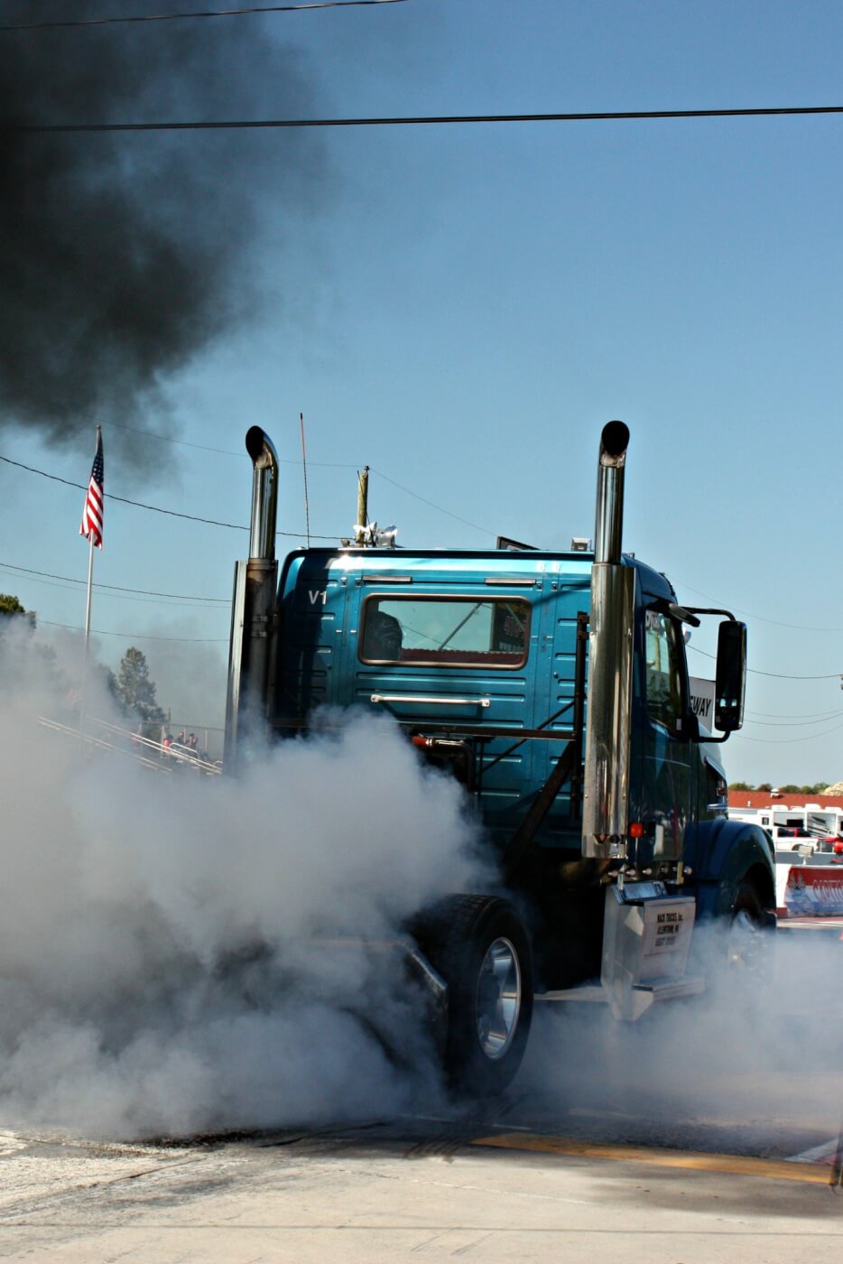 As a true diesel event, anything that ran on diesel was welcome to enter and compete and this short bobtail Volvo came ready to compete. The big power under the hood packed a punch and pushed this semi to low 13s, made for some awesome burnouts too.