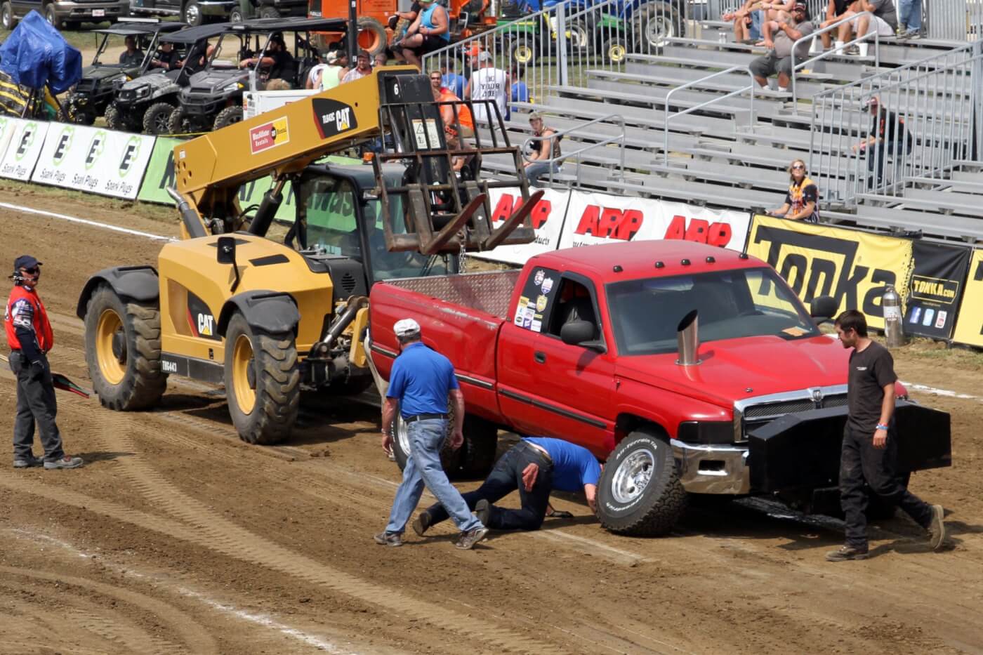 Bo Layne had a rough day in 2.6 Class qualifying on Friday when something broke in the front axle of his Dodge.