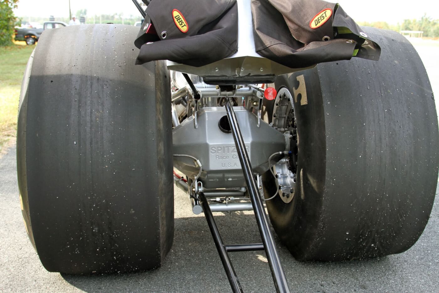 Looking at the rear of the dragster you see a lot of tire and a little rear axle, this setup is built for straight line speed.