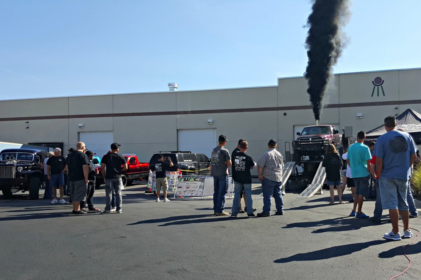 In the parking lot of Edge headquarters, the Northwest Dyno Circuit portable Superflow chassis dyno helped carry the load of over 90 entries in the day’s dyno competition. With the help of both of Edge’s in-house dynos, wait times were short and the action kept rolling throughout the day.