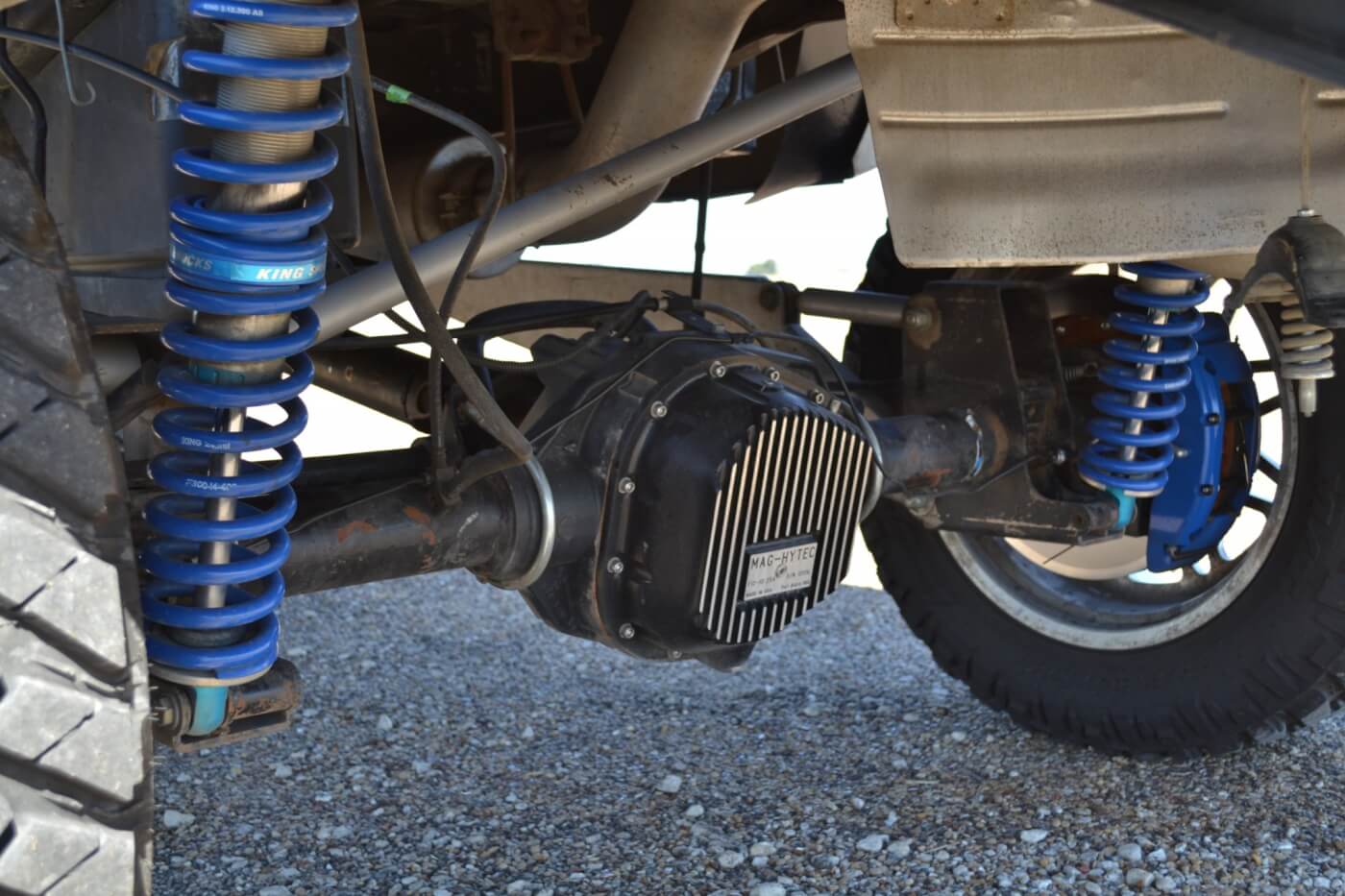 The rear suspension has been upgraded with 4.33 gears, a Mag-Hytec rear differential cover, and 300M RCV axle shafts. The rear shocks are 2.5-inch King coilovers that provide a whopping 12 inches of travel.