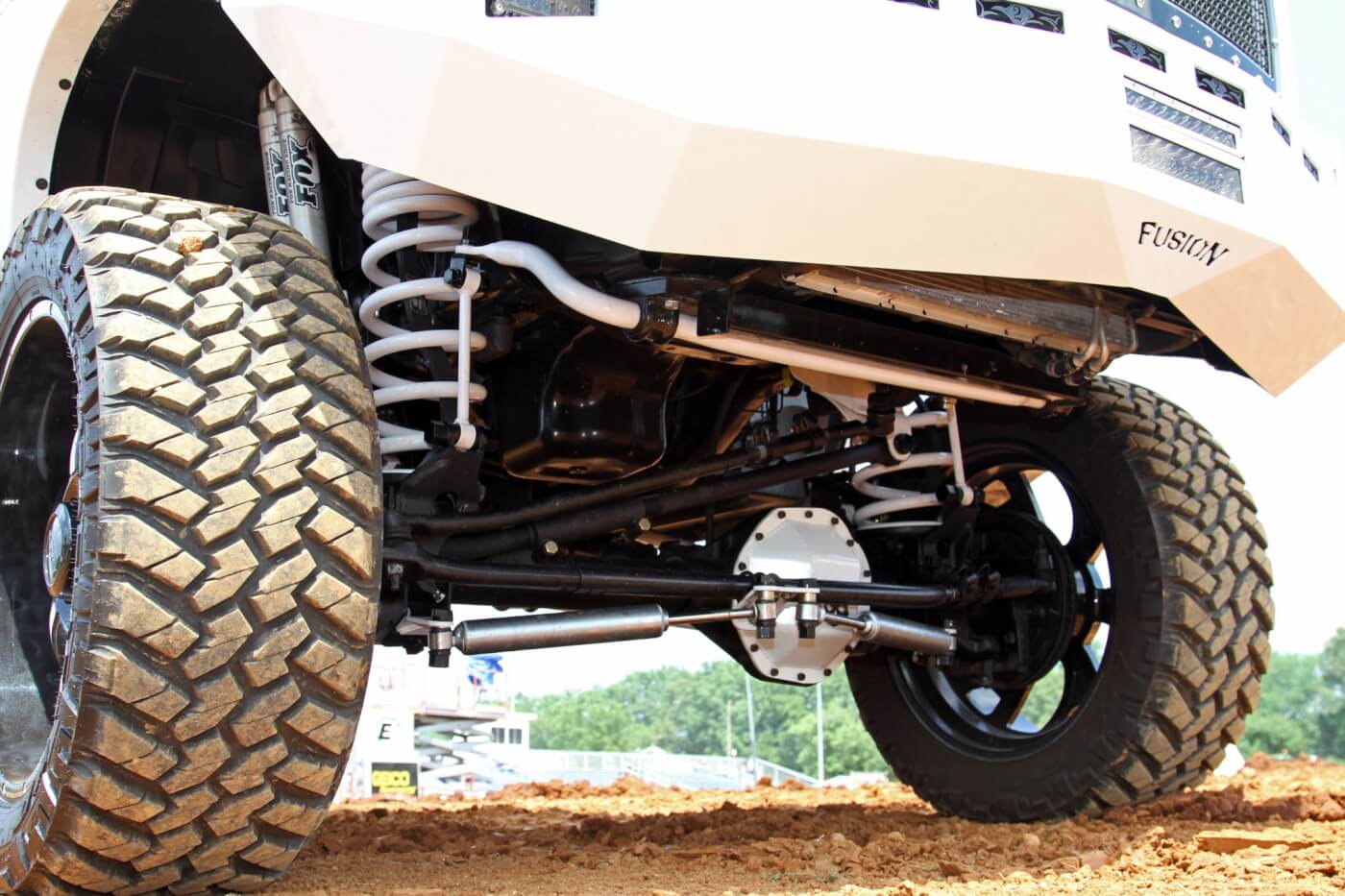 The front suspension features painted BDS Suspension components and Fox Racing Shox.