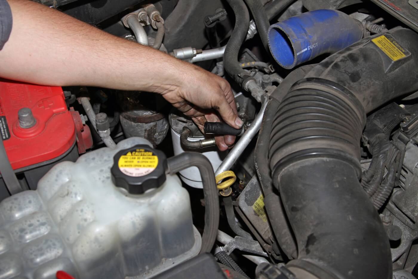 Duramax fuel filter replacement