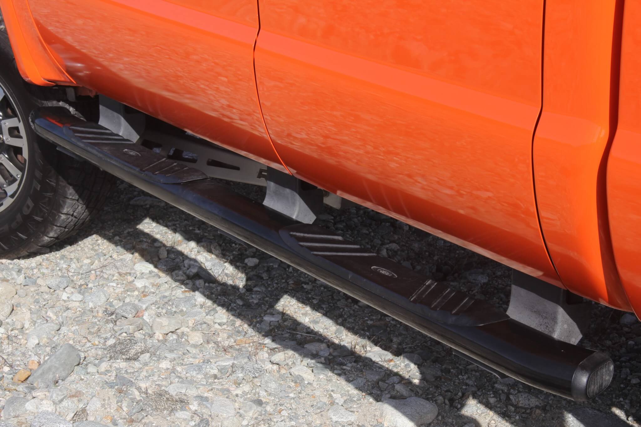 A pair of step bars provides easy access in and out of the Crew Cab.