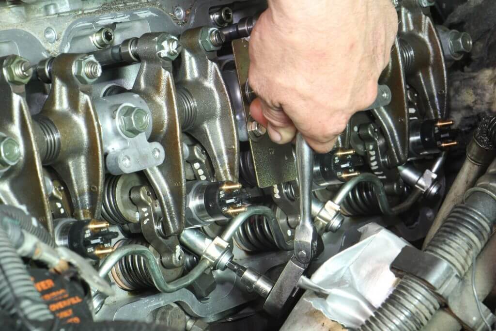 Injector Replacement: Correcting Duramax Turbo Fuel Delivery