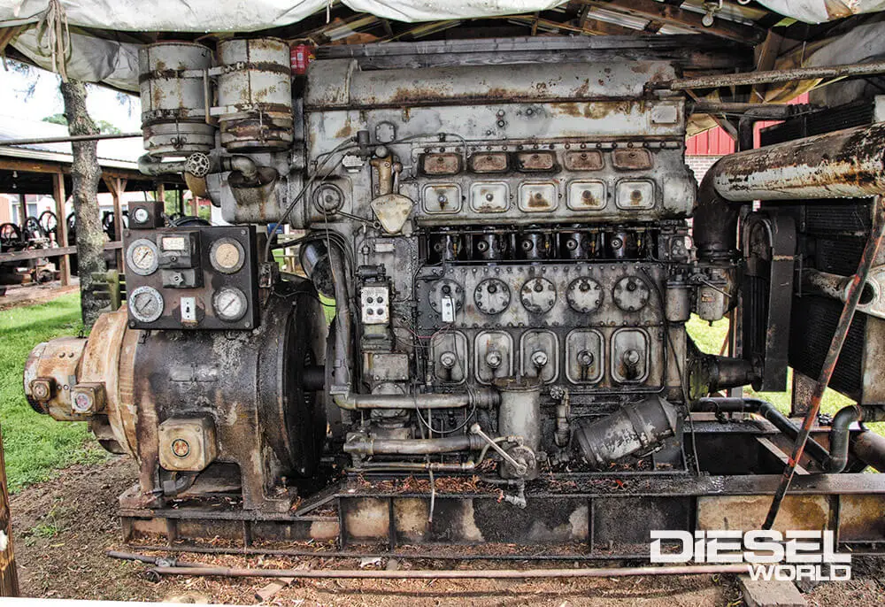 FM 38D 8-1/8 Diesel & Dual Fuel, Engines